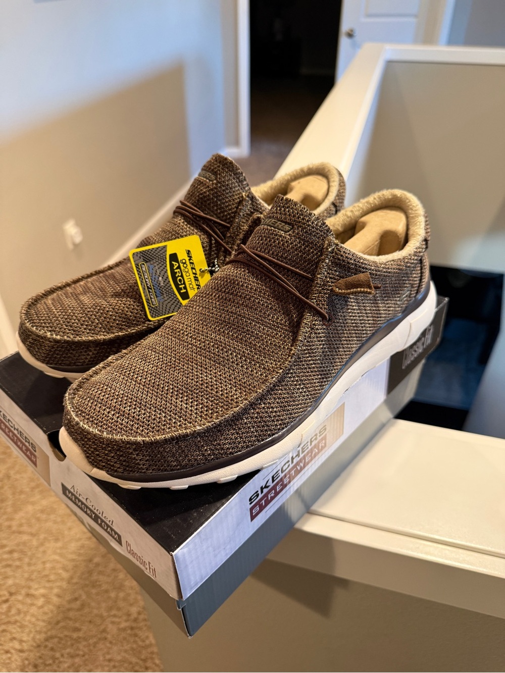 Skechers Men’s Brown Knit Slip-On Casual Loafers 11.5